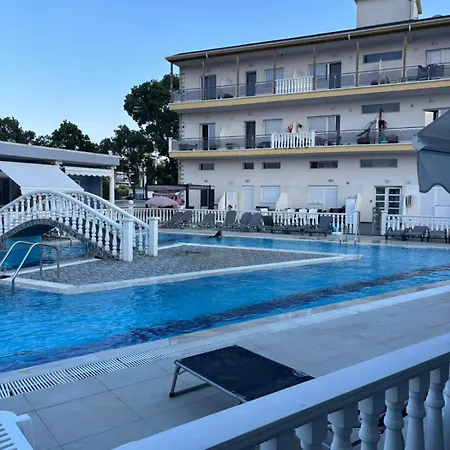 Balkaniotis Travel